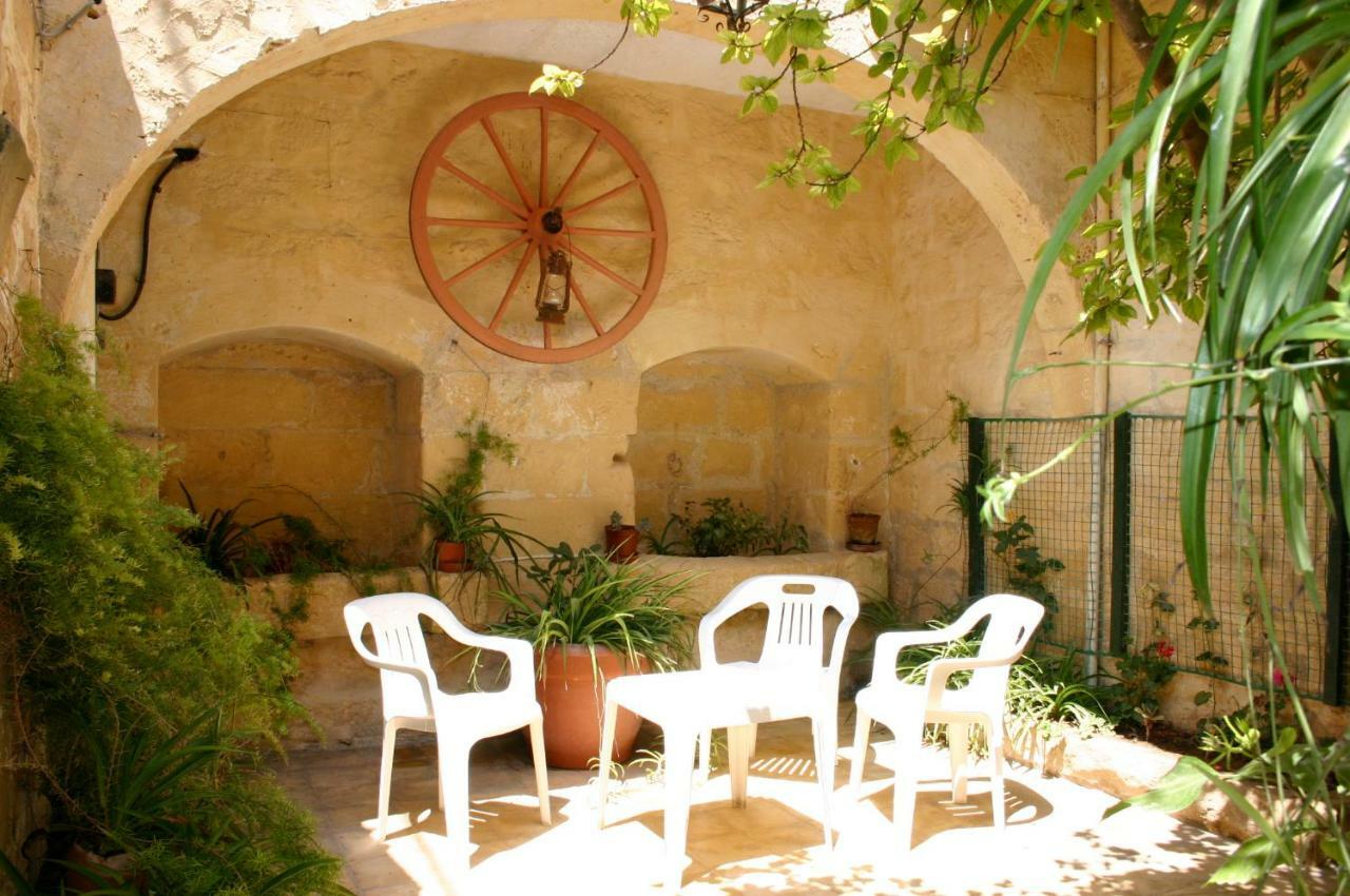 Villa Sylvia' S Millhouse Kerċem Esterno foto