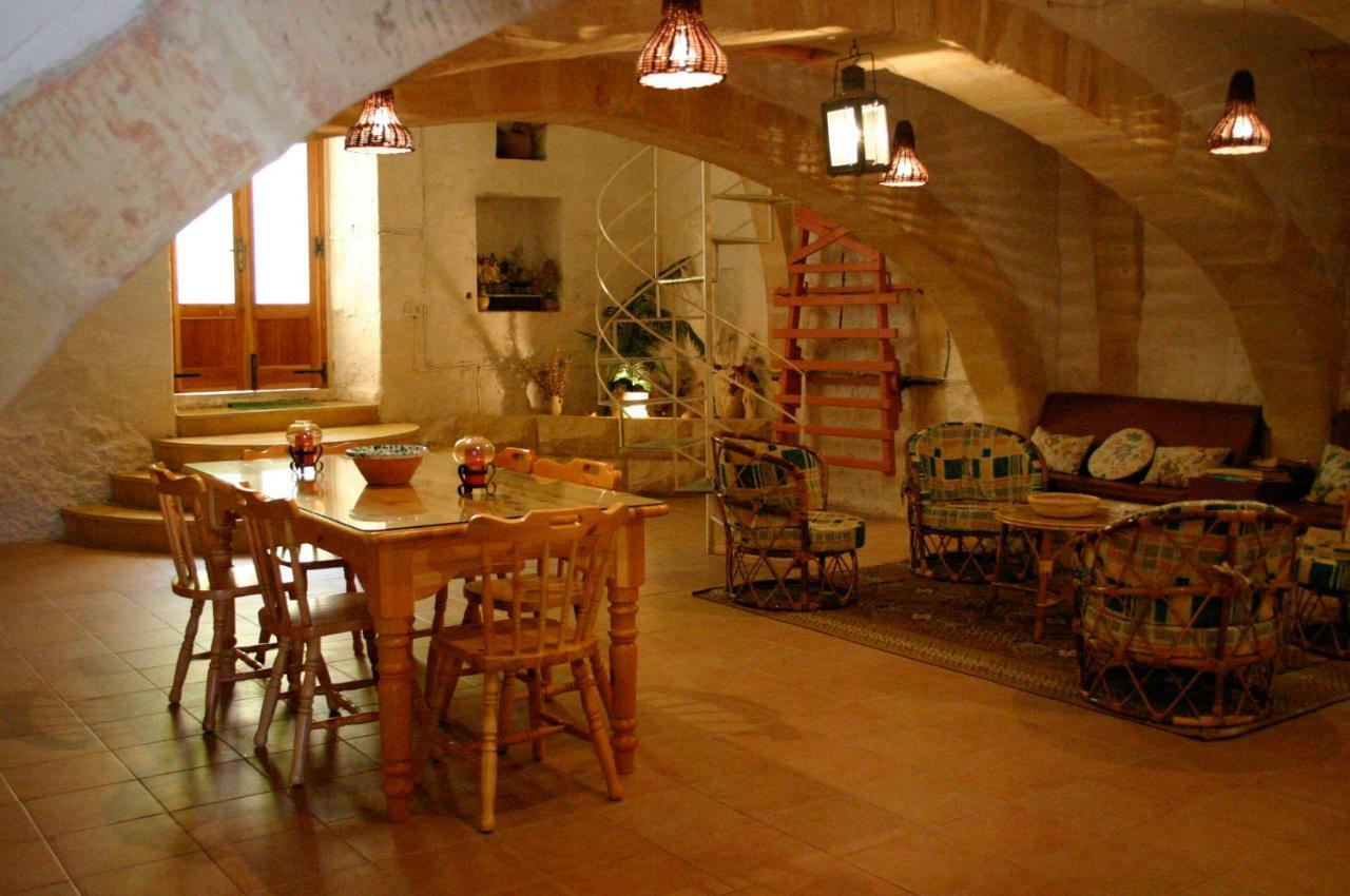 Villa Sylvia' S Millhouse Kerċem Esterno foto